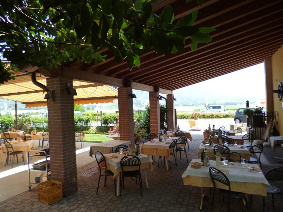 Albergo Villa Eva Costermano Exterior photo